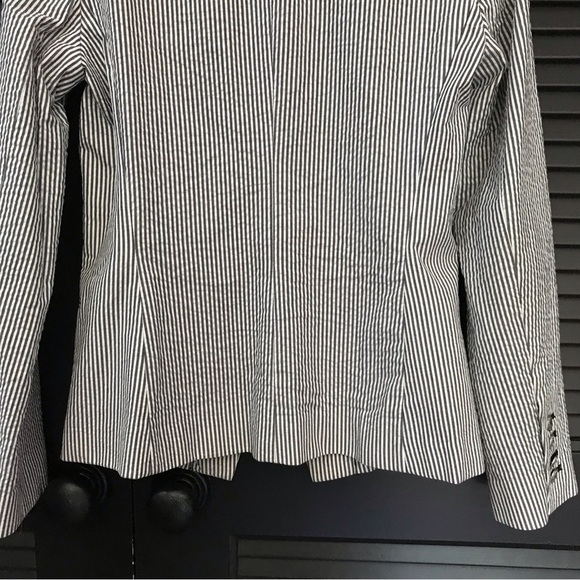 Mango MNG Suit 100% Cotton Seersucker Blazer, Beautifully Tailored, Size 2 - Picture 11 of 15